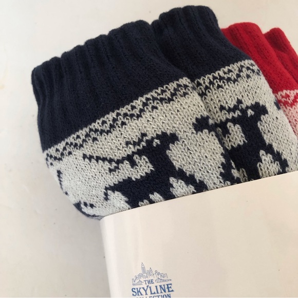 SKYLINE COLLECTION COZY REINDEER LODGE SLIPPER SOCKS NWT - Picture 6 of 12